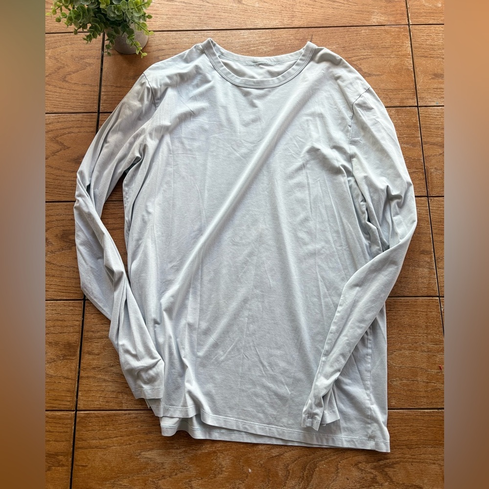 Lululemon Long Sleeve Crew Shirt – Light Blue – Size Large
